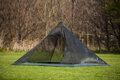 Vnitřní stan-moskytiéra Superlight Pyramid XL mesh Tent, DD Hammocks, 2 Dobrodruzi, oliva zelená