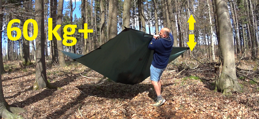 Extrémní test bivakovací plachty DD Hammocks 3x3m.