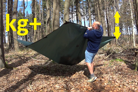Extrémní test bivakovací plachty DD Hammocks 3x3m.